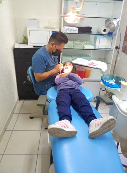 Nina-Fundaser-Dentista